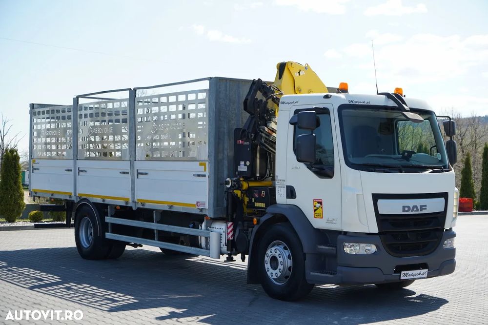 DAF LF 250 / 4X2 / LIVRARE - 7.30 + HDS HYVA HB 150XE3 / RADIOCOMANDĂ / ROTATOARE / MAX. CAPACITATE DE RIDICARE: 5200 KG / FURCĂ PENTRU PALEȚI / EURO 6 - 14