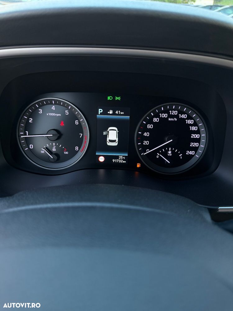 Hyundai Tucson 1.6 GDI 2WD DCT Premium - 12