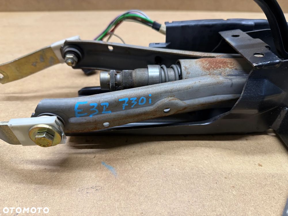 STACYJKA BMW E34 E32 LIFT ZESTAW WKŁADEK KLAMKI KLUCZYK KLAMKA LEWA PRAWA ZAMEK TYŁ KLAPY M60 540i 740i V8 RARYTAS - 31