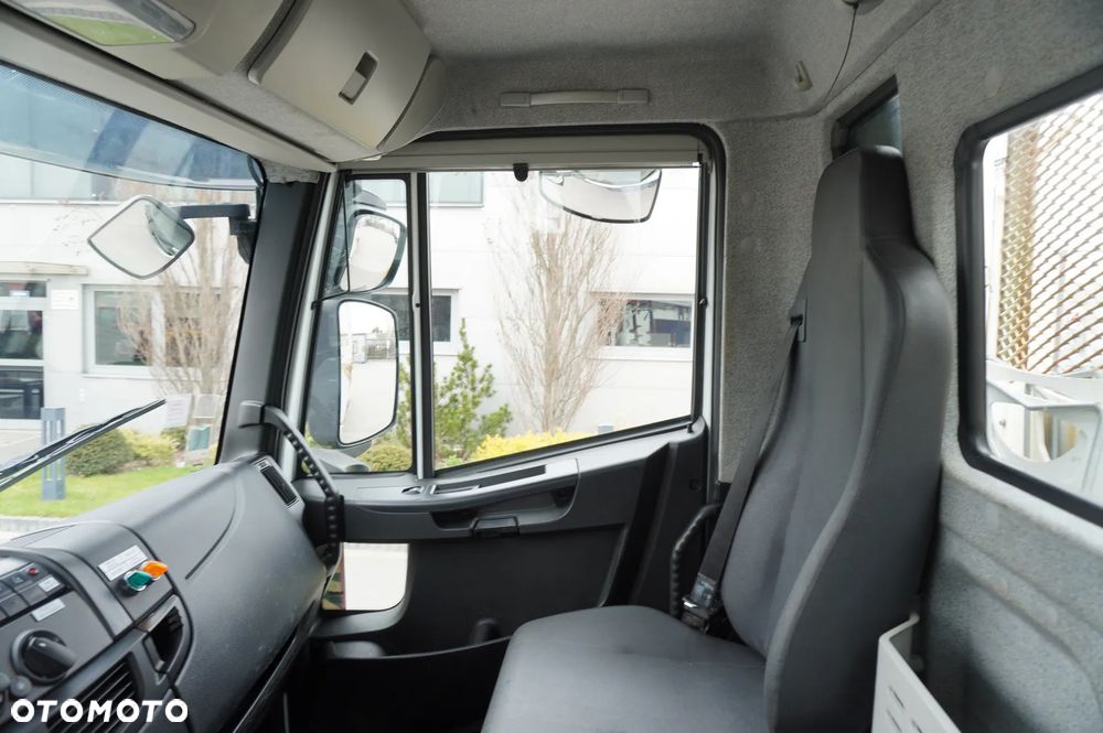 Iveco Eurocargo 120-250 4x2 / 90 tys. km / Wiertnica Telecom 20_250426 - 12