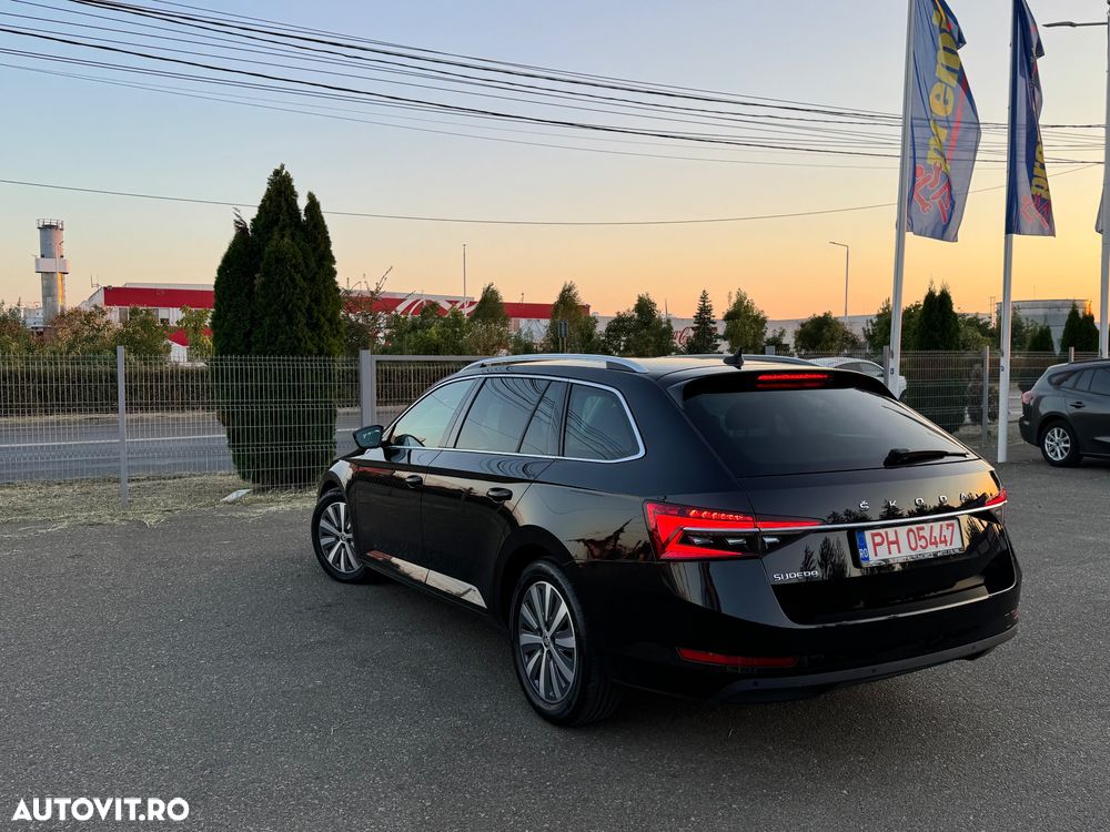 Skoda Superb 2.0 TDI DSG Style - 15