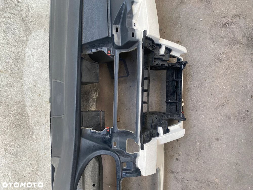 DESKA ROZDZIELCZA KOKPIT KONSOLA BMW 5 GT F07 HUD - 3