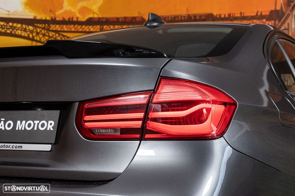 BMW 318 d - 9