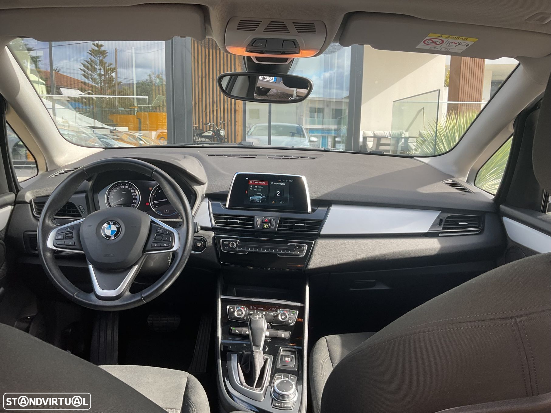 BMW 225xe Active Tourer Advantage - 27