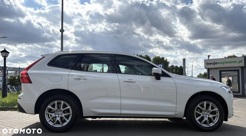 Volvo XC 60 B4 B Momentum - 5