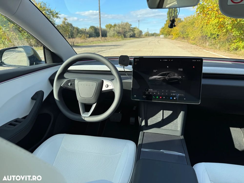 Tesla Model 3 AWD Long Range - 5