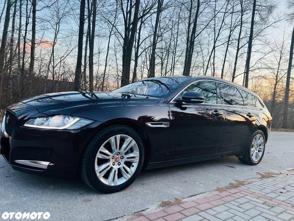 Jaguar XF 20d Sportbrake Prestige - 7