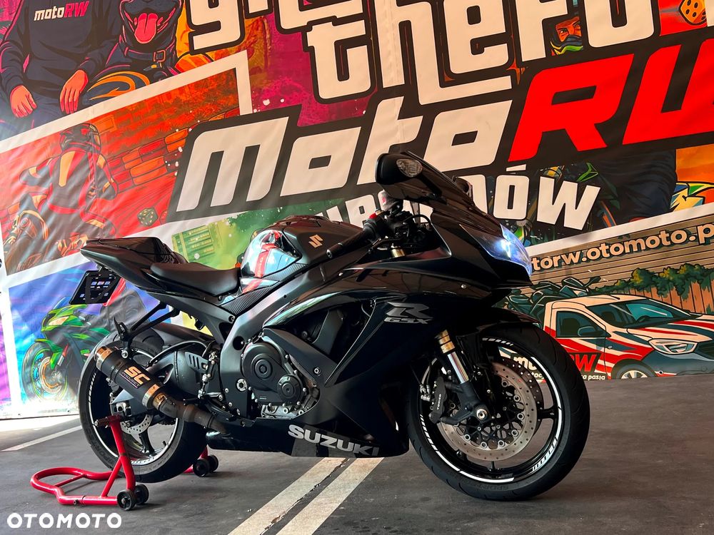 Suzuki GSX-R - 13