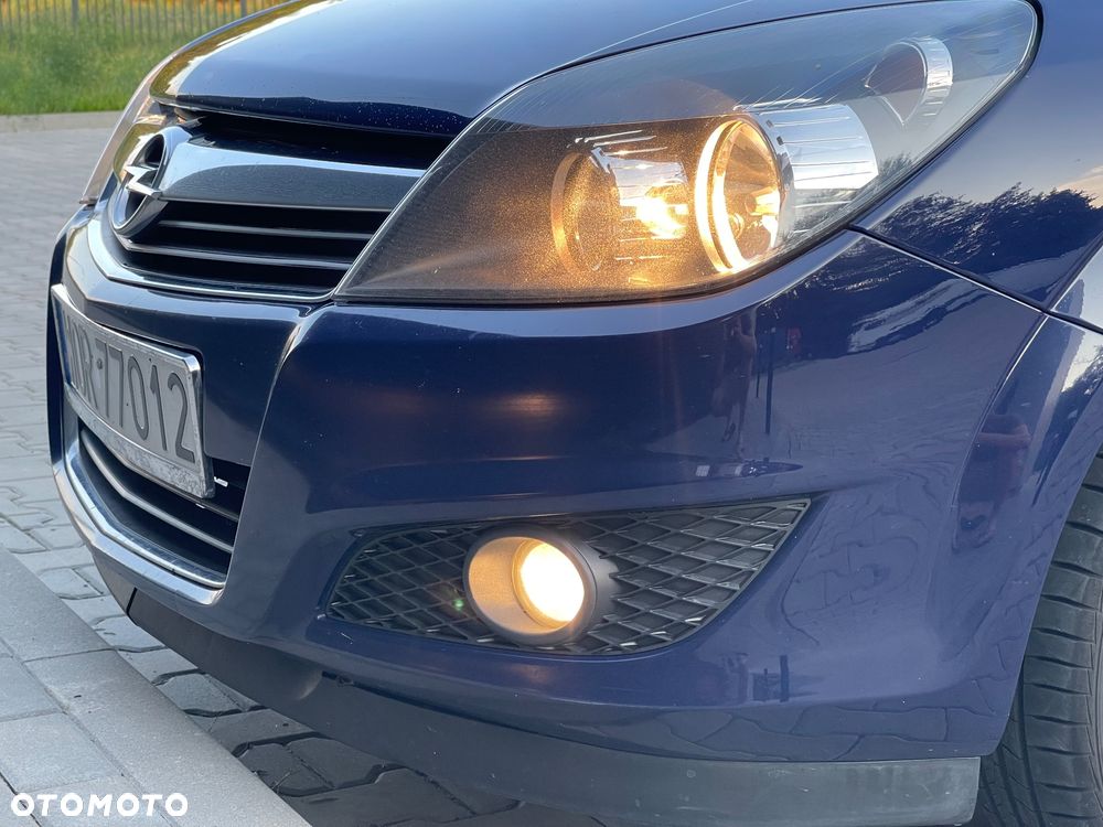 Opel Astra 1.6 Enjoy - 25