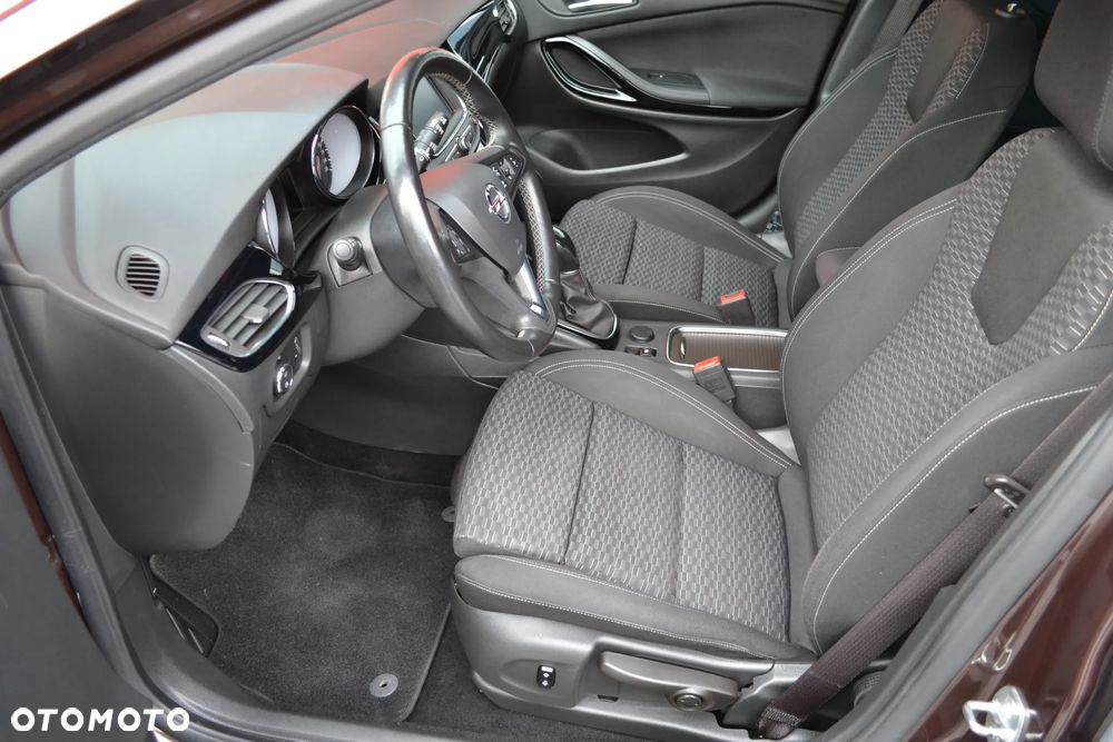 Opel Astra 1.4 T Elite S&S - 14