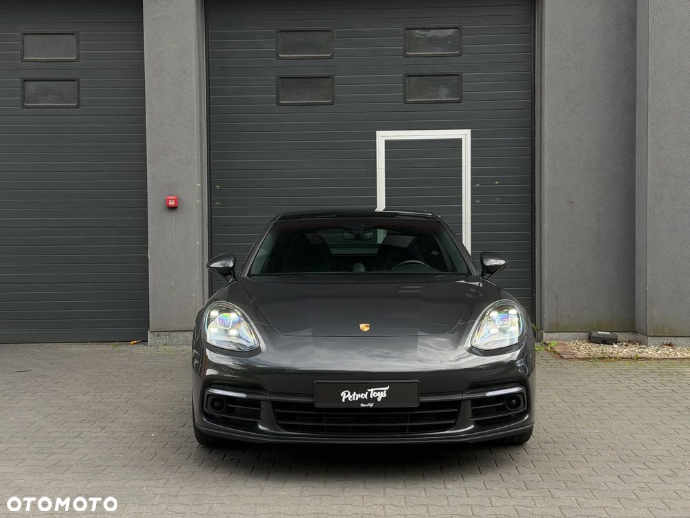 Porsche Panamera 4 - 4