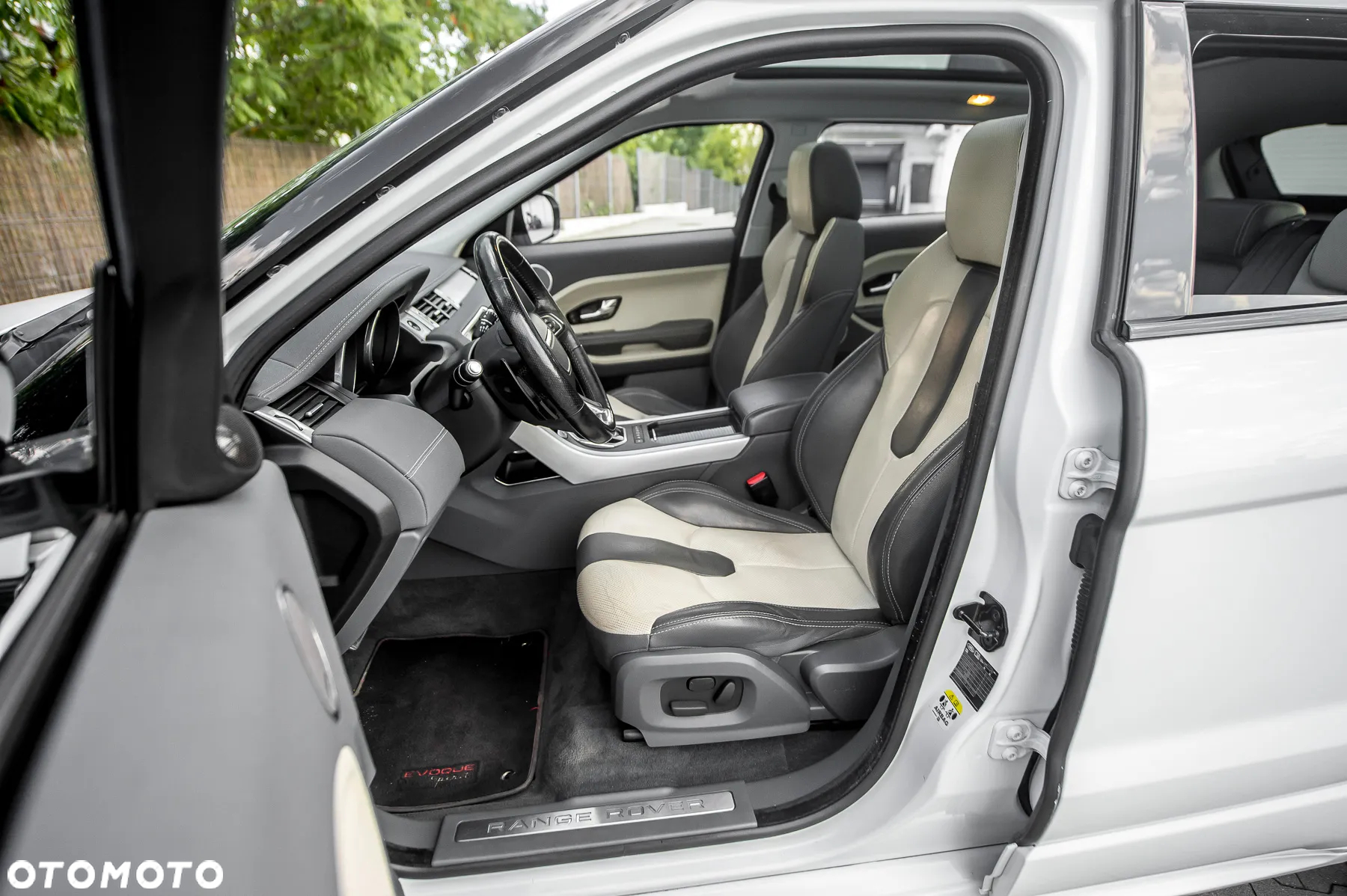 Land Rover Range Rover Evoque SD4 Pure - 32