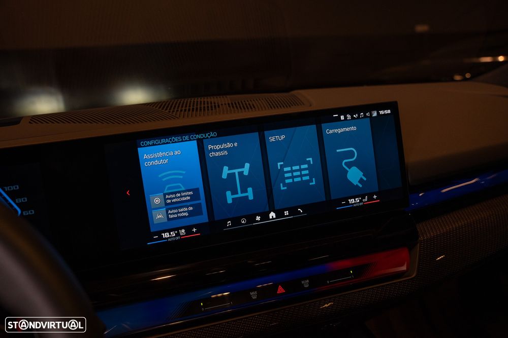 BMW M5 Touring xDrive - 48