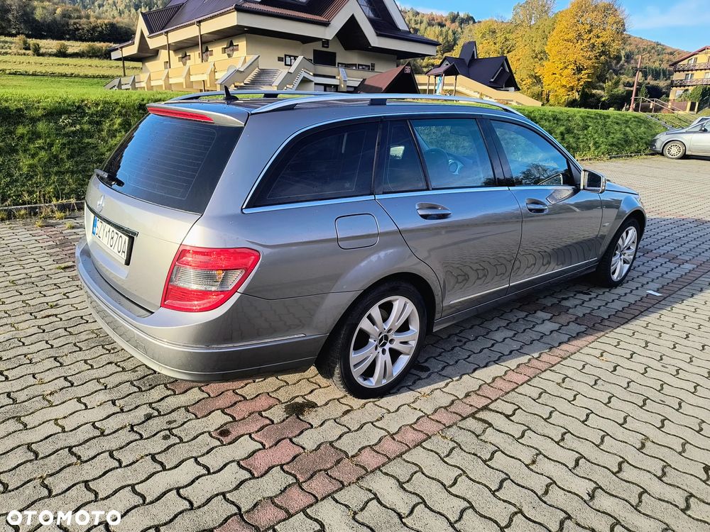 Mercedes-Benz Klasa C 180 T Kompressor Automatik BlueEFFICIENCY Avantgarde - 9