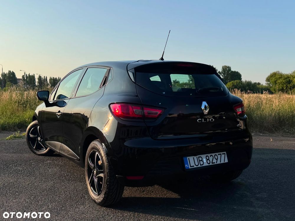 Renault Clio - 7