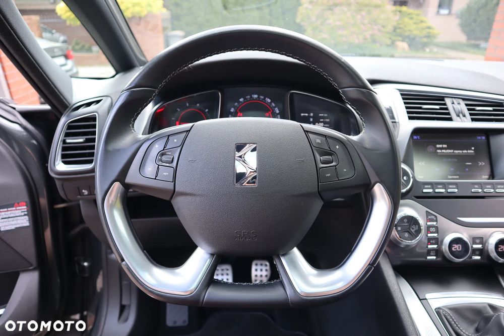 DS Automobiles DS 5 - 15