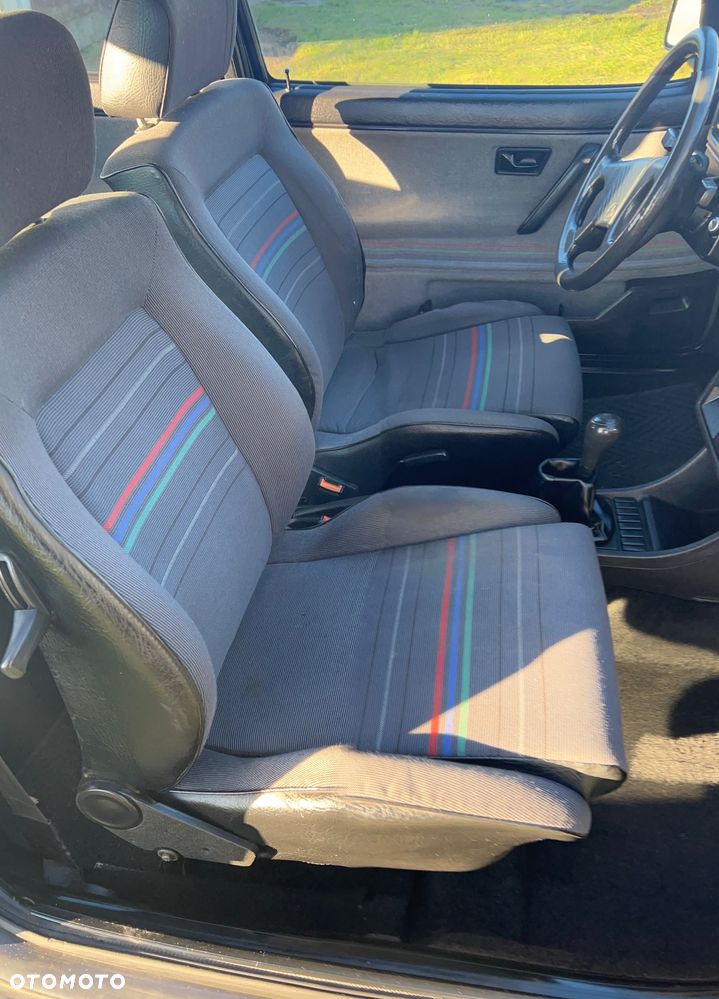 Volkswagen Golf - 13