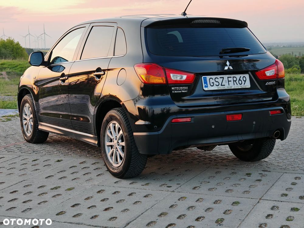 Mitsubishi ASX 1.8 DID Invite 4WD AS&G - 9