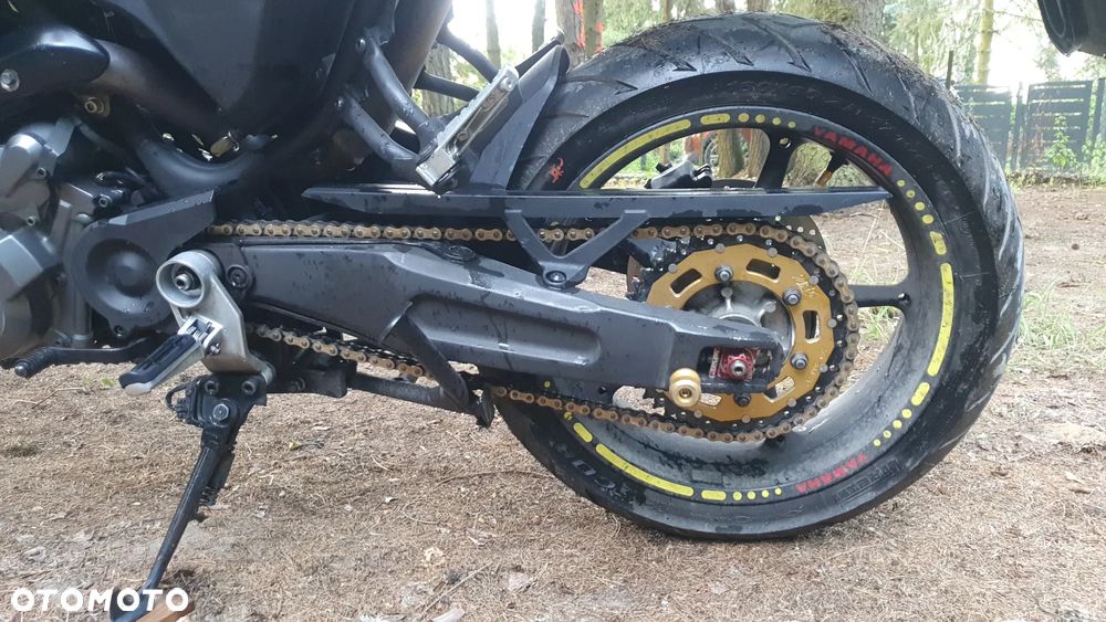 Yamaha MT - 7