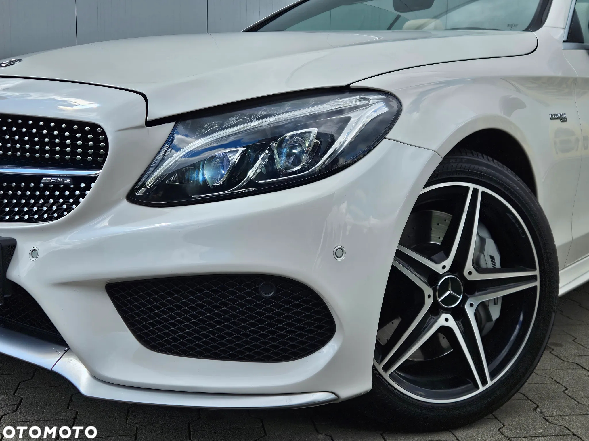 Mercedes-Benz Klasa C AMG 43 4-Matic Kabriolet - 30