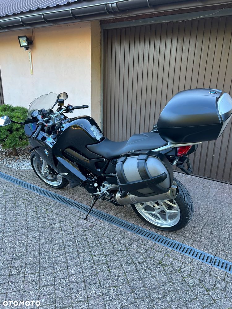 BMW F - 6