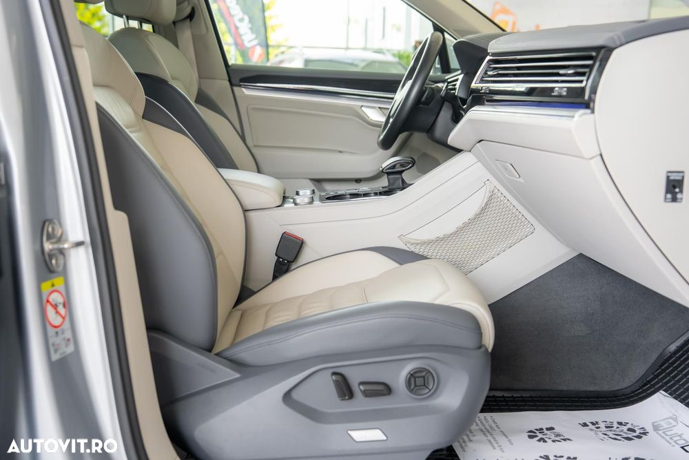 Volkswagen Touareg 3.0 V6 TDI 4Motion DPF Automatik R-Line - 16