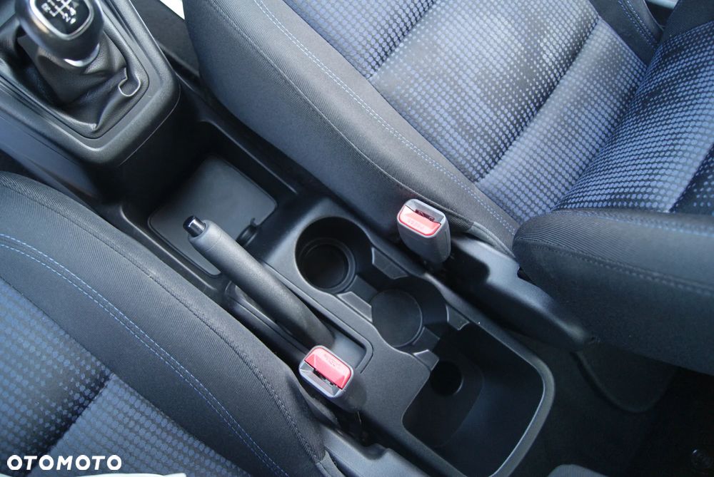 Hyundai ix20 1.4 Comfort - 32