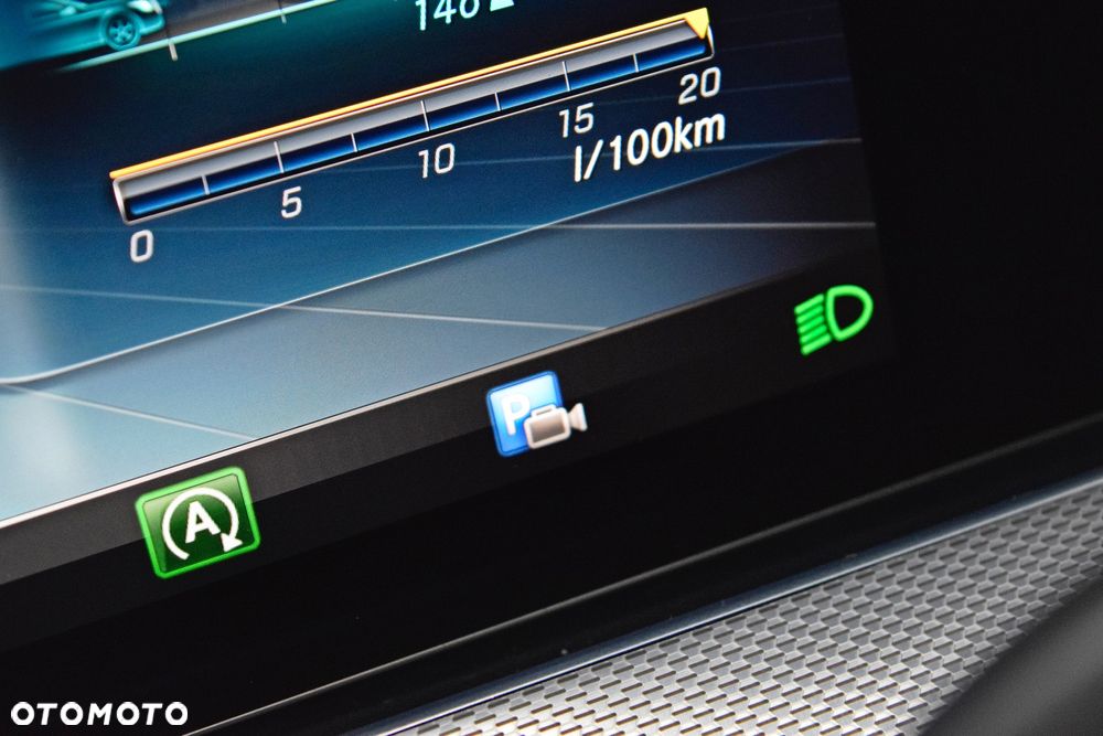 Mercedes-Benz Klasa E 200 9G-TRONIC Avantgarde - 36