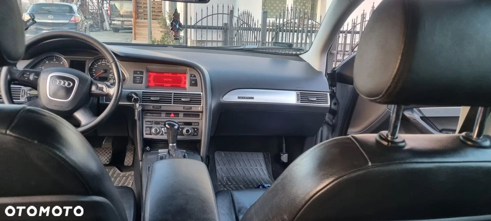 Audi A6 - 12