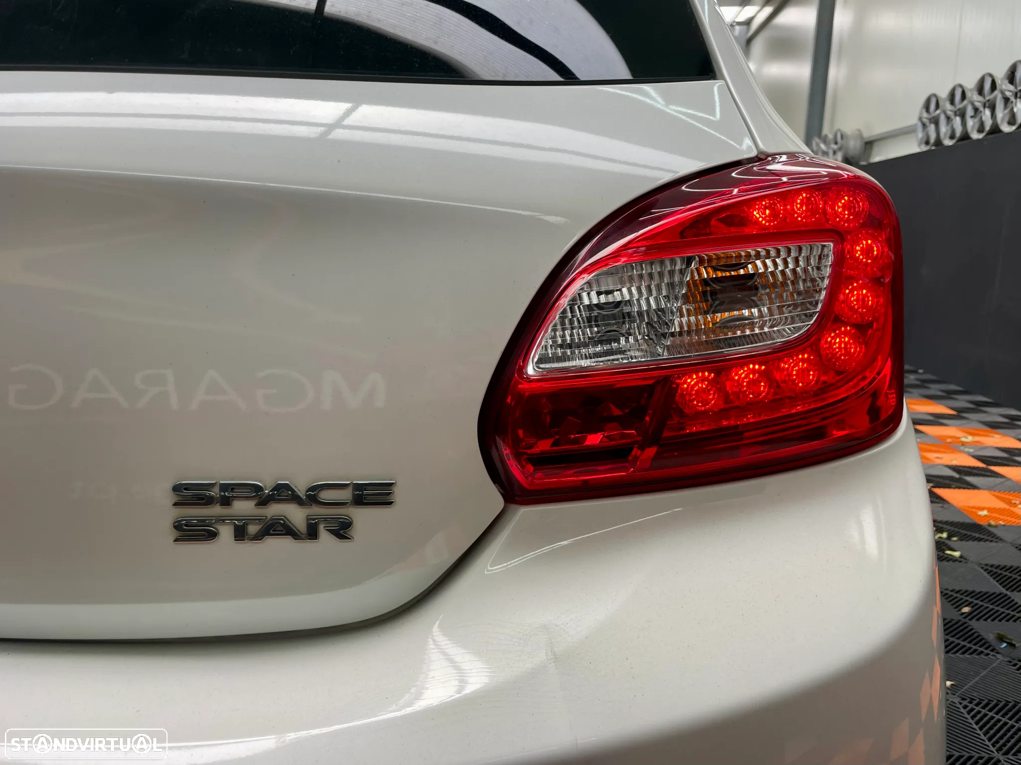 Mitsubishi Space Star 1.2 Intense - 25