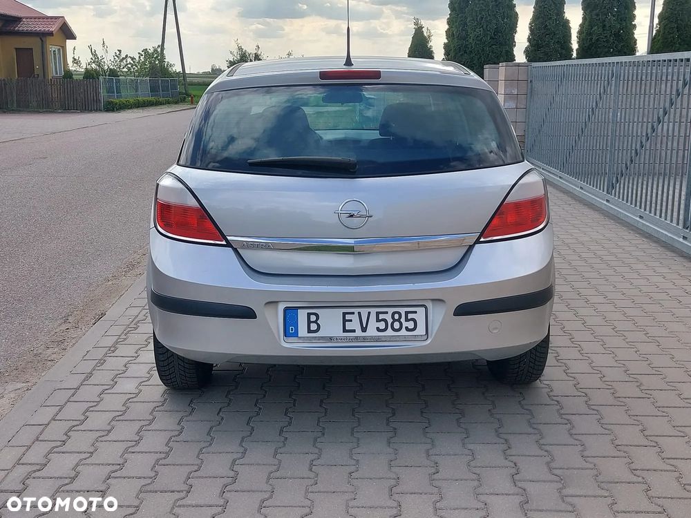 Opel Astra 1.4 - 4