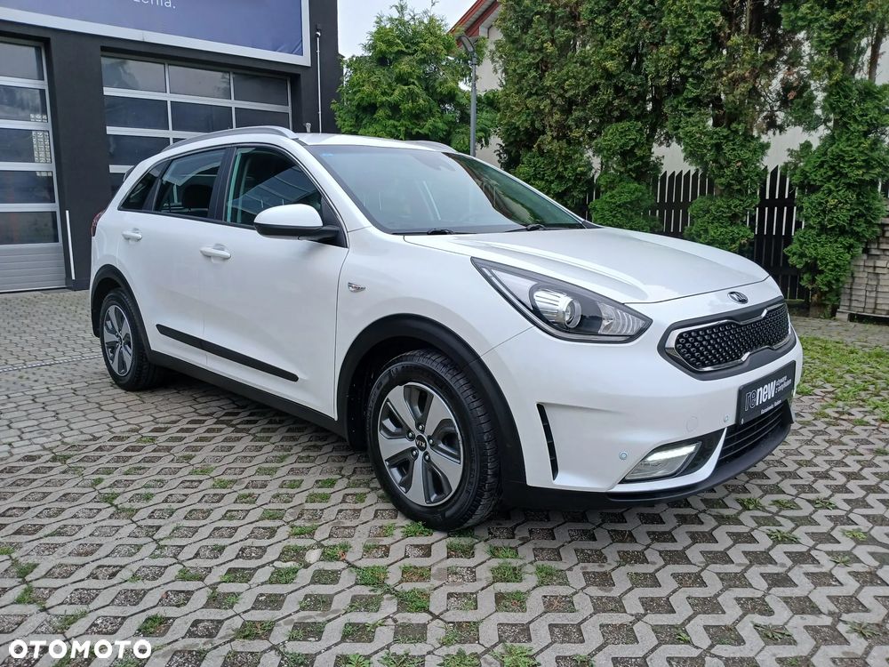 Kia Niro 1.6 GDI Hybrid M - 4