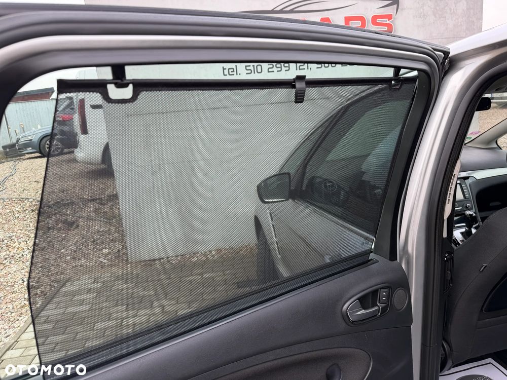 Ford S-Max 2.0 EcoBoost Titanium - 26