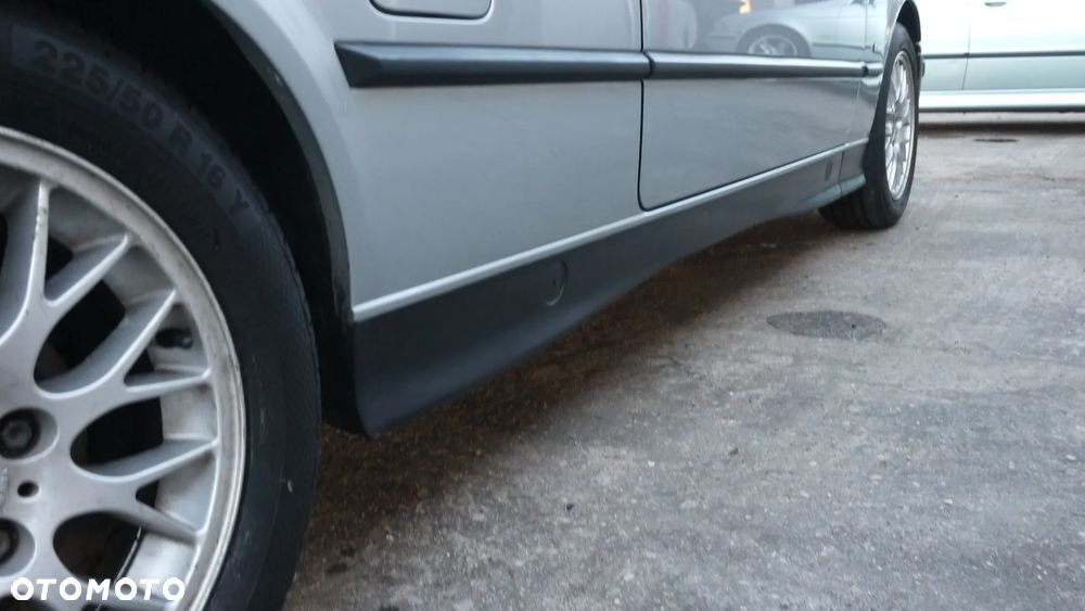 BMW Seria 3 316i - 24