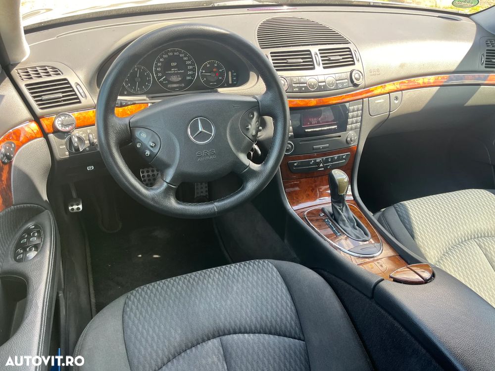 Mercedes-Benz E - 13
