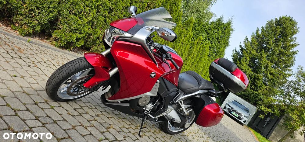 Honda VFR - 2