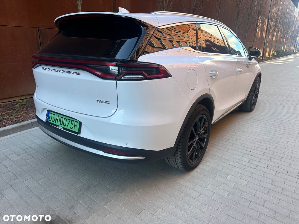 BYD Tang - 14