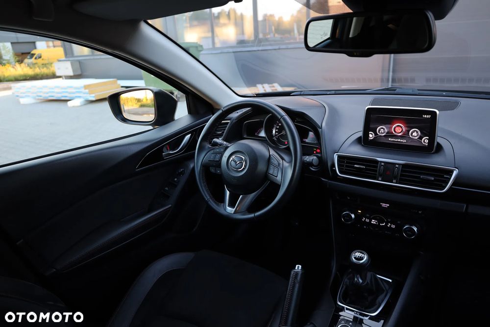 Mazda 3 SKYACTIV-G 120 NAKAMA - 28