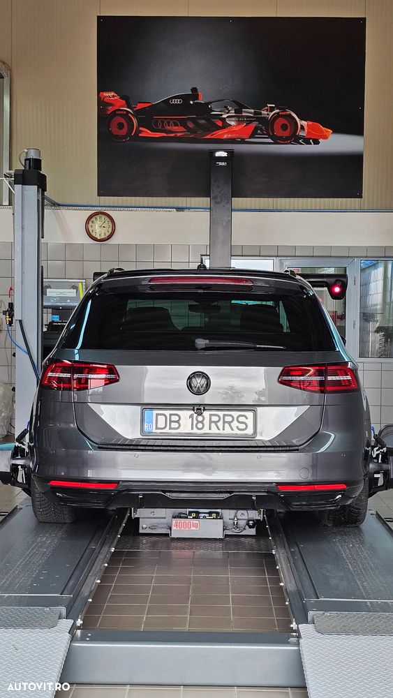 Volkswagen Passat Variant 2.0 TDI DSG (BlueMotion Technology) Highline - 26