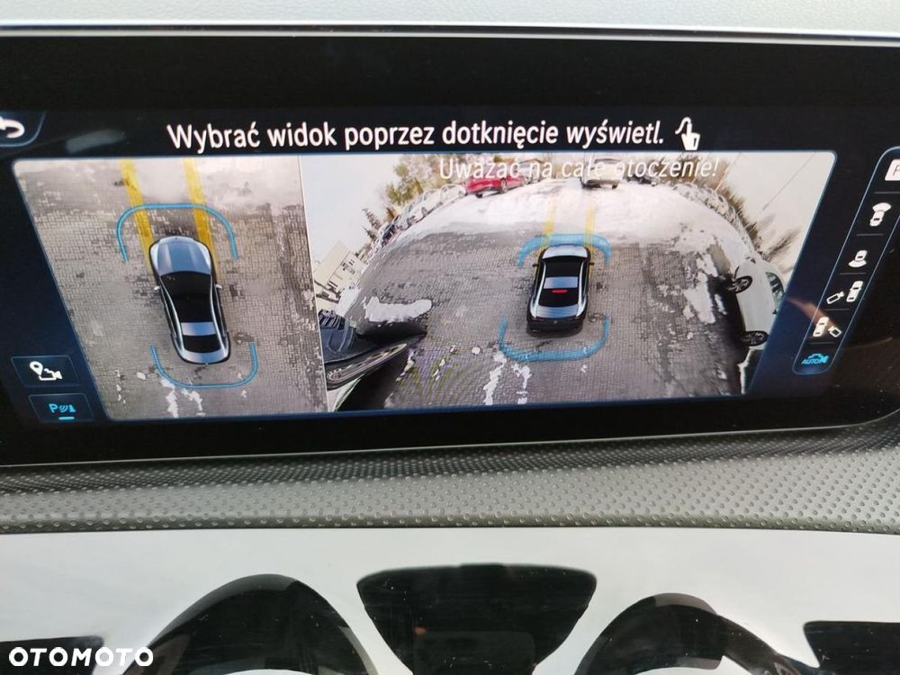 Mercedes-Benz CLA - 27