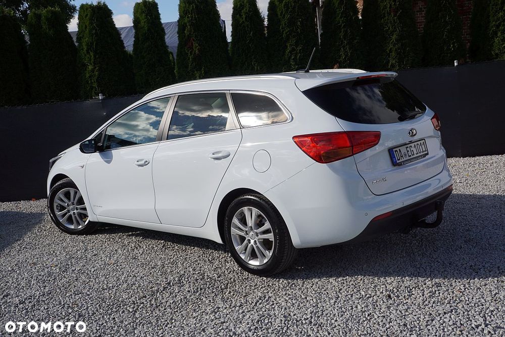 Kia Ceed 2014 photo 5
