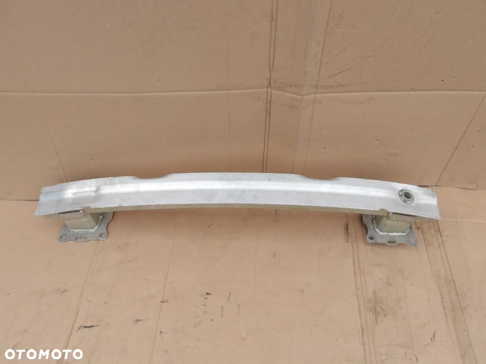 BELKA ZDERZAKA TYL AUDI A6 C8 4K0807309