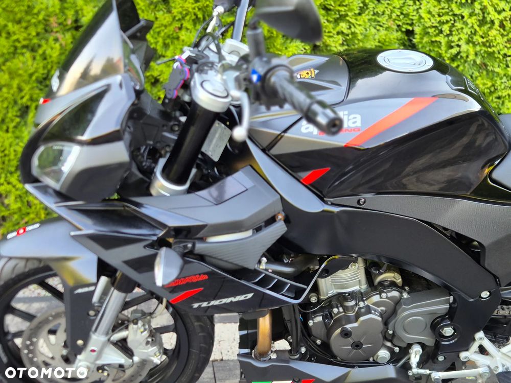Aprilia Tuono - 24