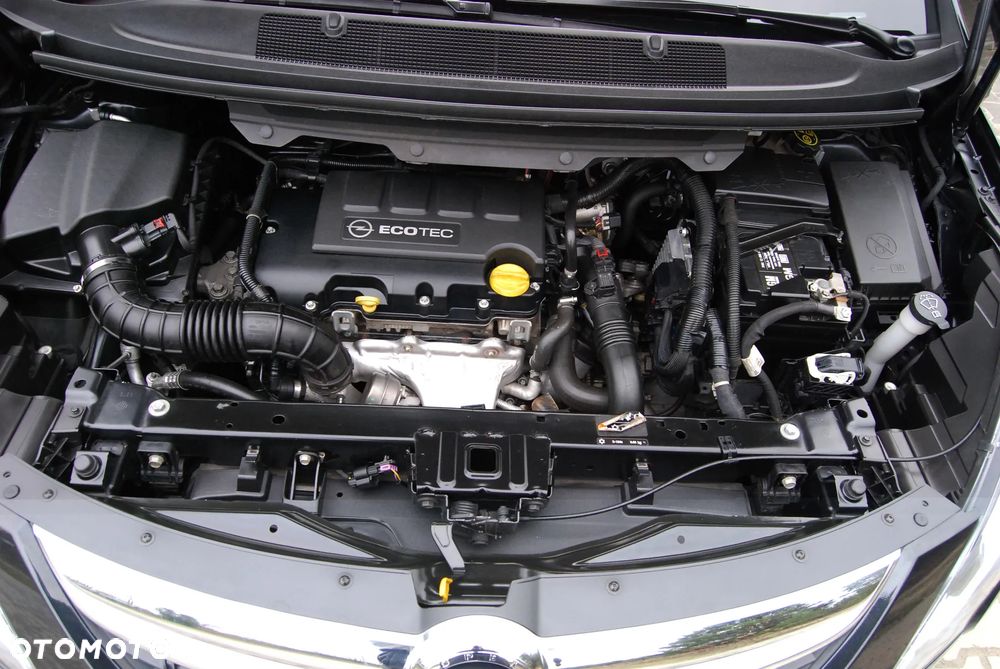 Opel Zafira 1.4 T Cosmo EU6 - 39