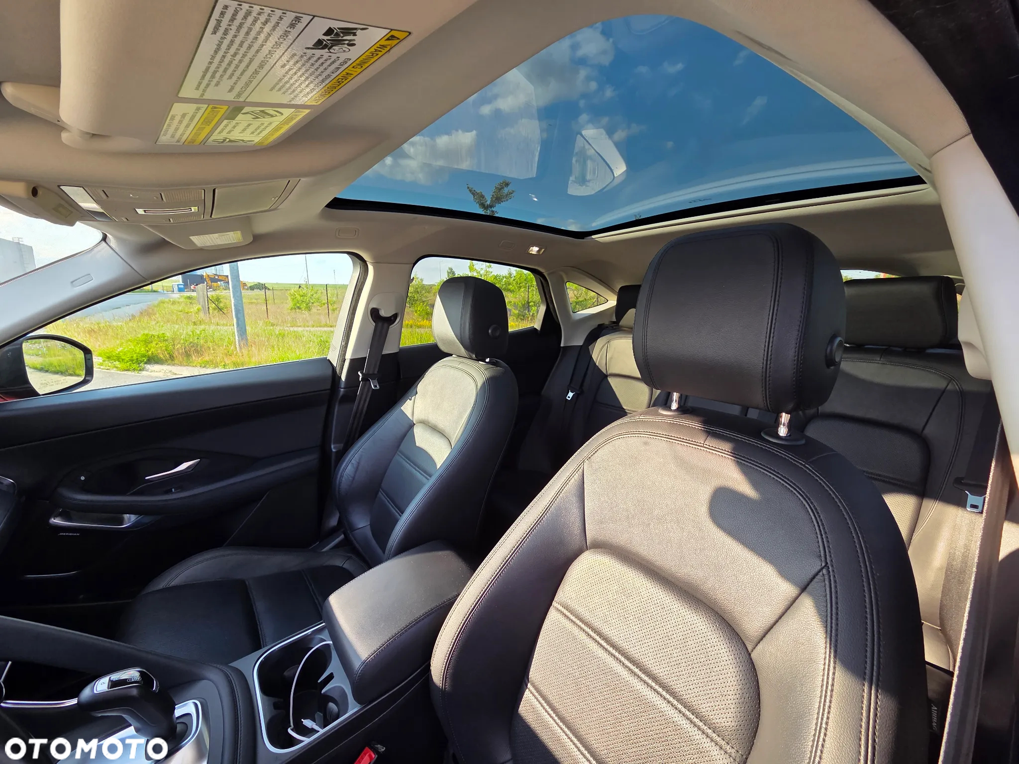 Jaguar E-Pace P250 AWD S - 16