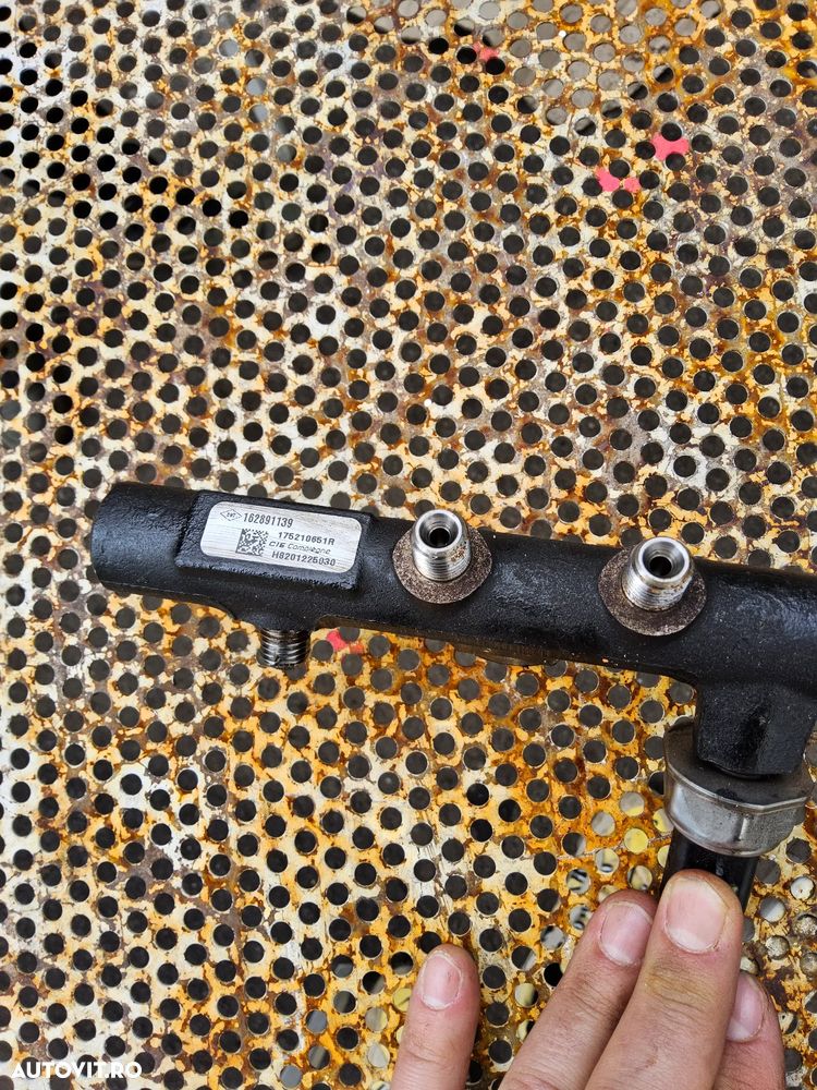 Rampa injectoare Renault 1.5 continental cod 175210651r megane 4 scenic 4 Dacia Duster Nissan Qashqai - 2