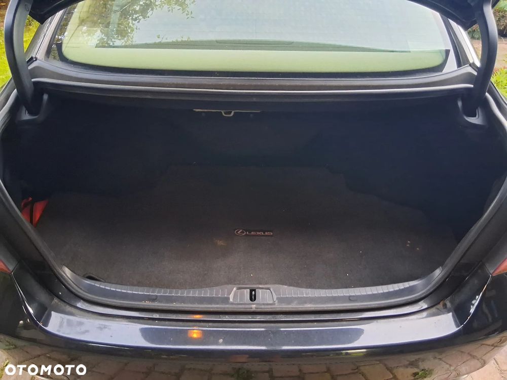 Lexus LS - 27