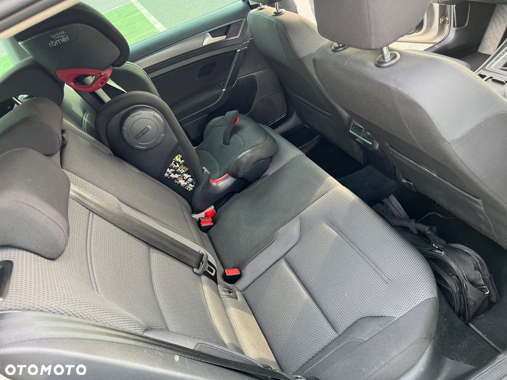 Volkswagen Golf Variant - 16