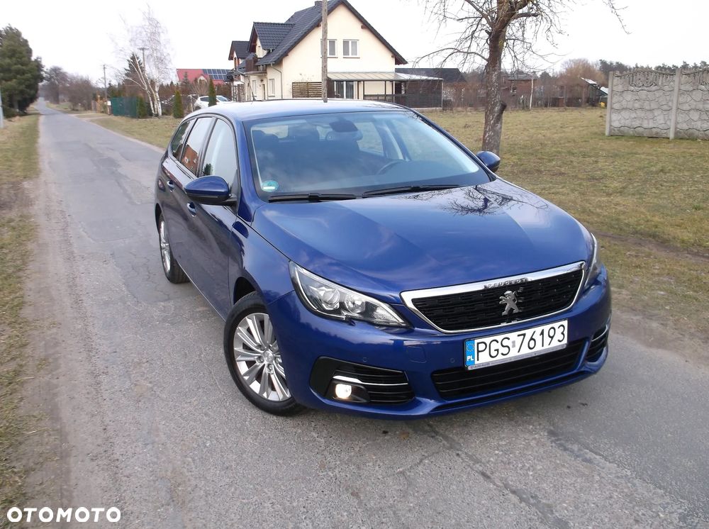 Peugeot 308 PureTech 130 GPF EAT8 Black Edition - 31