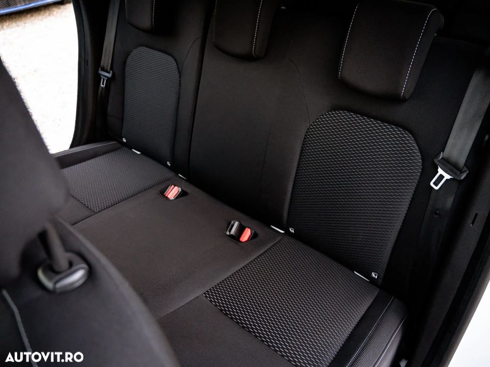 Dacia Duster Blue dCi 115 4WD Comfort - 17